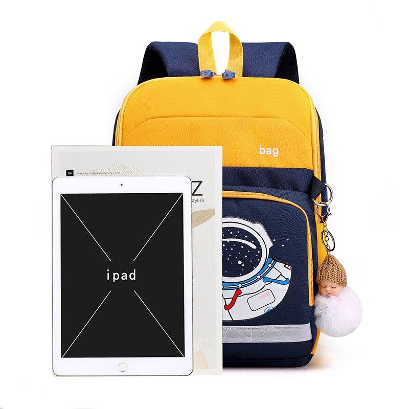 cartable-astronaute-jaune cartable-astronaute-jaune