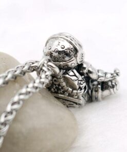 collier cosmonaute meditation