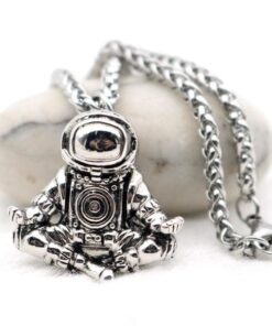 collier astronaute 