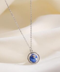 collier-globe