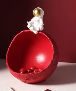 figurine astronaute rouge