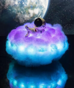 lampe astronaute sur son nuage