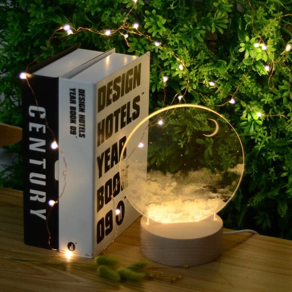 lampe-lune-ciel-etoile-le-petit-astronaute_39d9291f-fcfb-408d-a034-8961272fbb91 lampe ciel étoilé