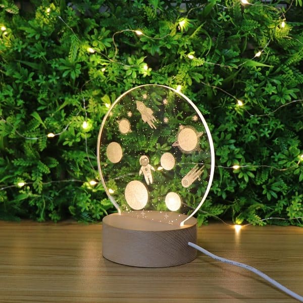 lampe-petit-astronaute-le-petit-astronaute_57591685-ca0a-4912-b9d1-4f739c74d593 lampe astronaute