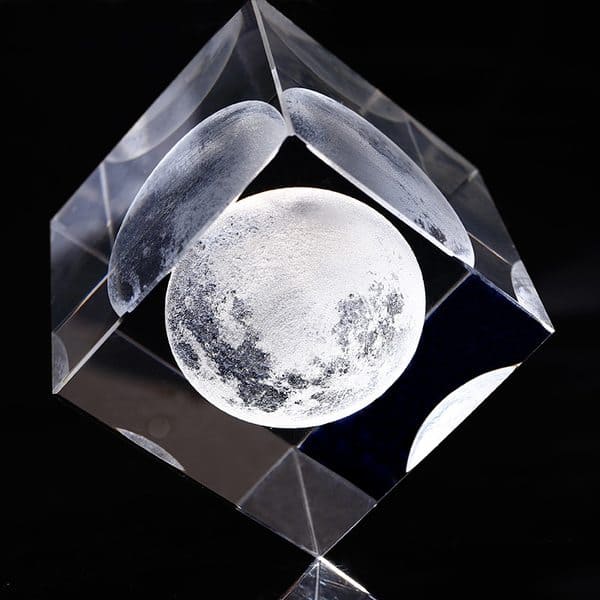 lune-3d-cristal-k9_fd8c2653-ca3e-4790-a26d-d810bd13c867 decoration lune