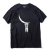 t shirt astronaute suspendu
