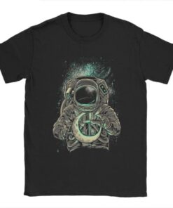 t shirt astronaute universe king