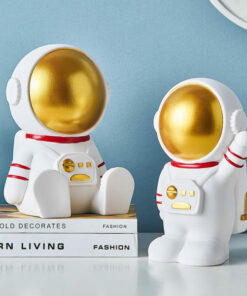 tirelire cosmonaute debout